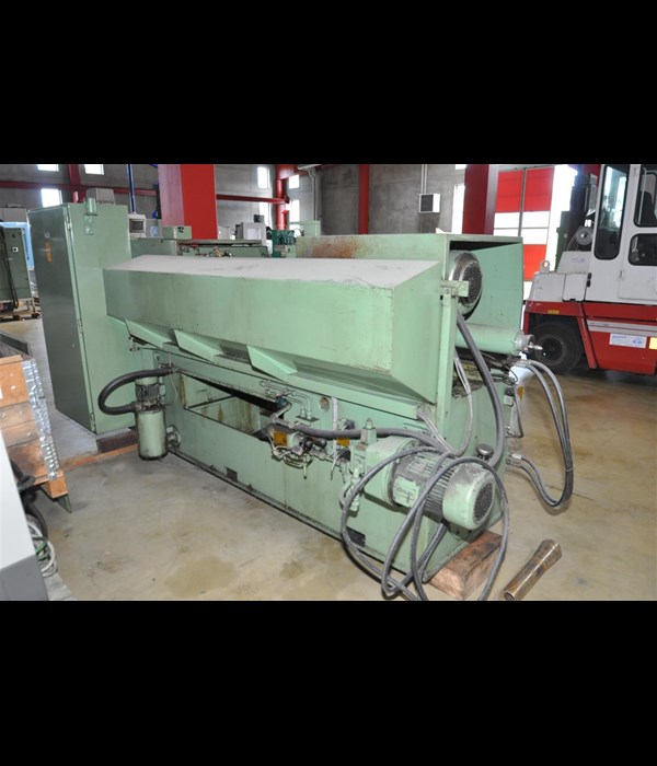 UMA Werke SZM-3
