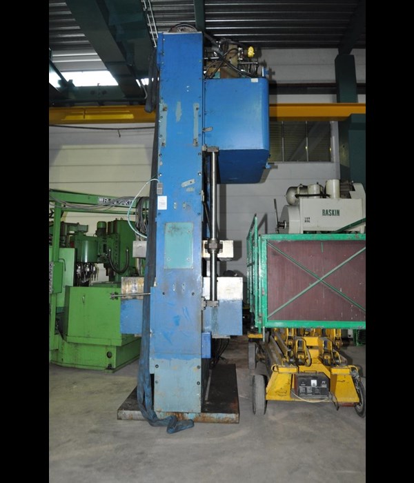 Lagan 250 A CNC-2
