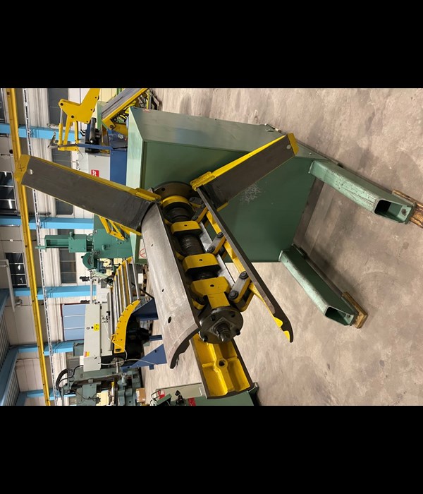 Dimeco 2381 GFPS & 1675/11 GVV Decoiler & Straightener-8