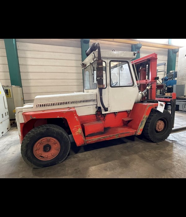 Clark DCY 250 11ton Diesel-3