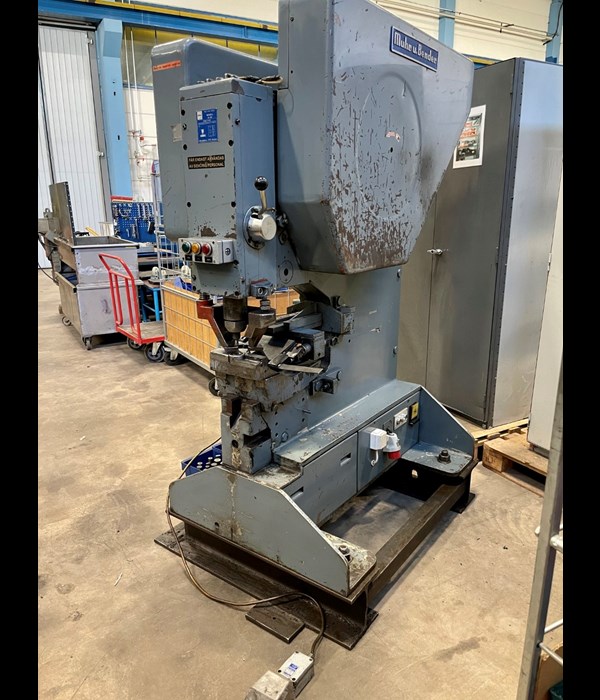 Mubea KL100-2