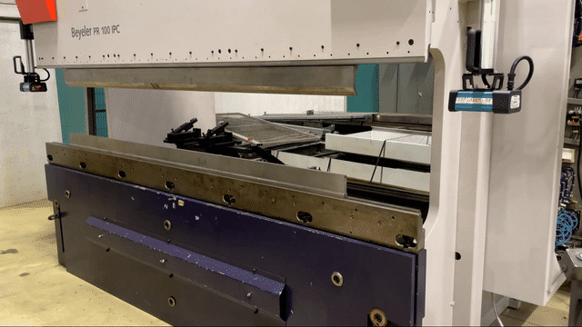 Bystronic PR100 backg.gif