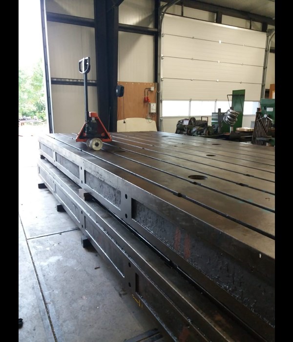 Golvplattor 2st 8000x3000mm-2
