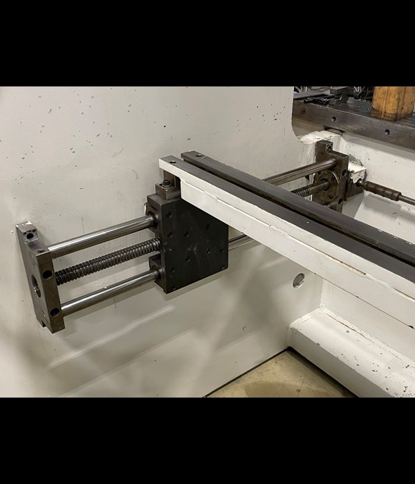 Donewell HP3B H150-3000 Cybelec DNC50-6