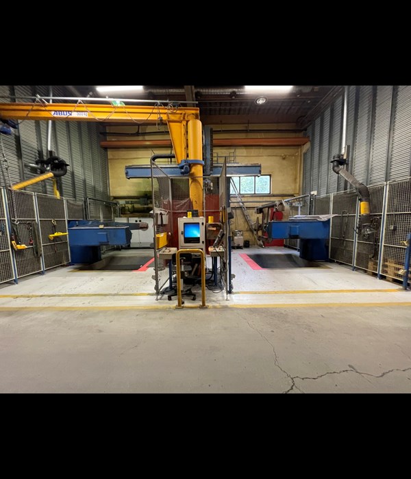 Motoman TSG-06 portalrobot med MTI-1000 manipulatorer typ 8414-1