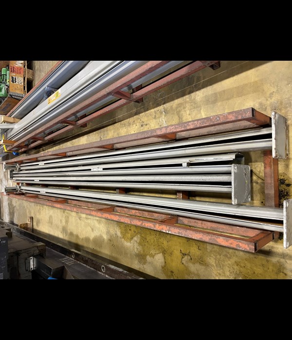 Stahl Lättviktstravers 300kg-5